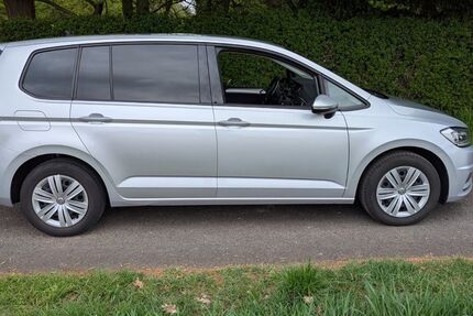 VW Touran 156.100 km 14.500 &euro; Frankfurt 60489