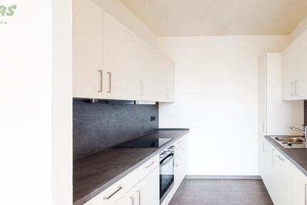 JETZT ein Monat kaltmietfrei sichern! Clever geschnittene 5-Zimmer-Wohnung mit Loggia! zimmer