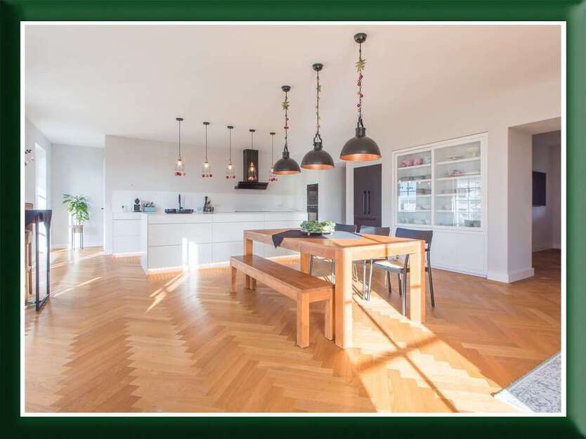 Haus zum Kaufen in Griesheim 1.790.000 € 421.08 m²