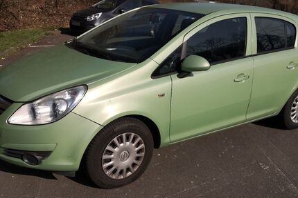 Opel Corsa 168.000 km 2.000 &euro; frankfurt 65936