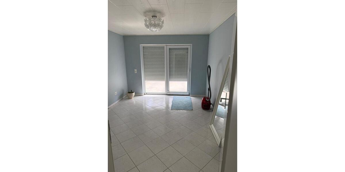 Reihenhaus Langen (Hessen) - 9 Zimmer, 234 m&sup2;, 830.000&euro; | Angebot:27073272