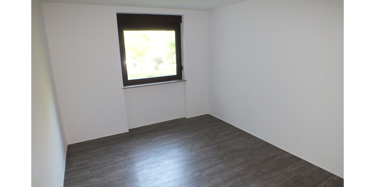 Barrierefreie 4 Zimmer Wohnung ca. 94m² Wohnfläche mit Balkon und Kfz-Stellplatz in Nauheim - Erdgeschoßwohnung Nauheim | Angebot:26366441