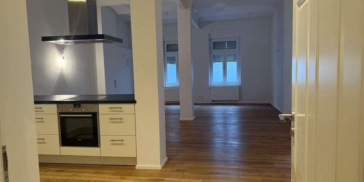 Einfamilienhaus Frankfurt Unterliederbach - 4 Zimmer, 120 m&sup2;, 1.850&euro; | Angebot:26759368