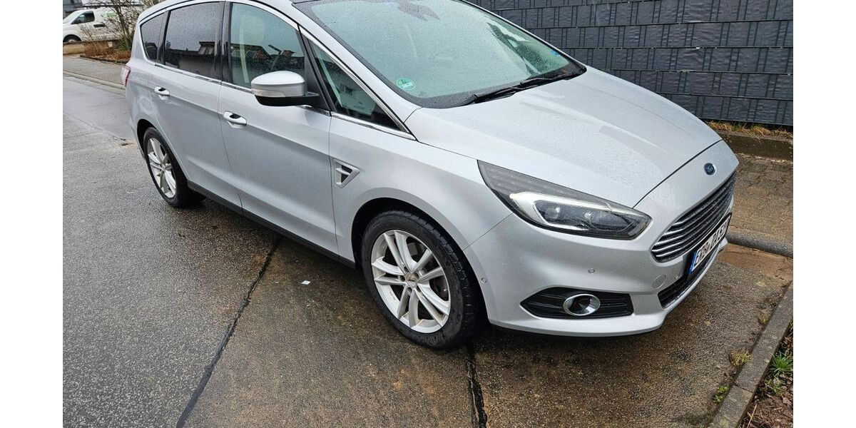 Ford S-Max 103.000 km 18.100 &euro; Fränkisch-Crumbach 64407