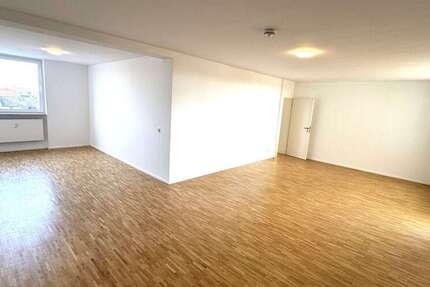 Wohnung zum Mieten in Frankfurt 1.900 € 147.77 m² 4 zimmer