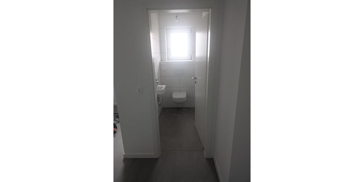 Etagenwohnung Nauheim - 5 Zimmer, 140 m&sup2;, 1.650&euro; | Angebot:25536017