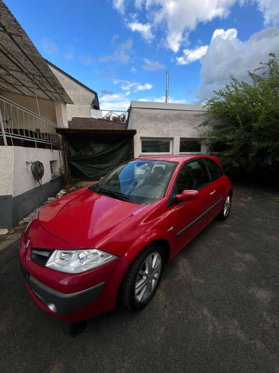 Renault Megane 131.000 km 2.500 € Rodgau 63110