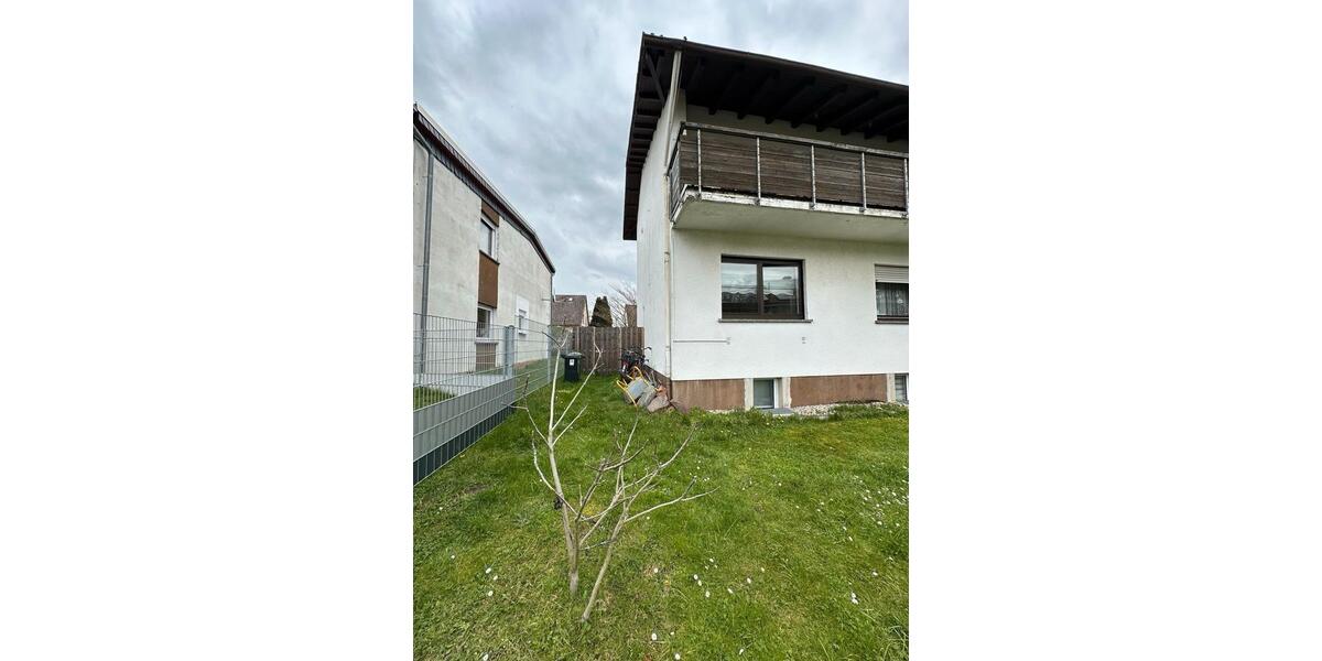 2-Familienhaus - OHNE KÄUFERPROVISION! 8 zimmer