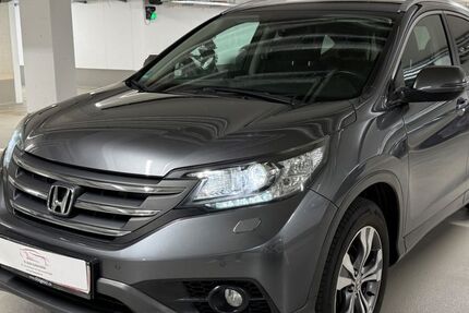 Honda CR-V 180.000 km 8.699 &euro; Frankfurt am Main 60386