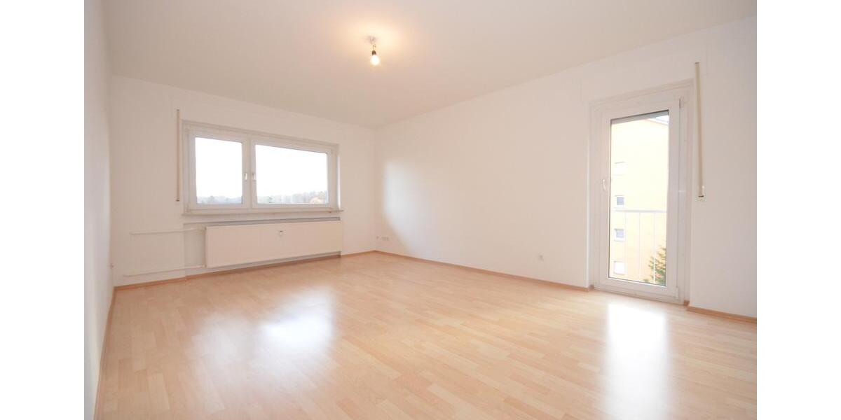 DIETZ: 2 Zimmerwohnung mit Einbauküche, modernem Wannenbad, KFZ-Stellplatz in Dieburg! 2 zimmer