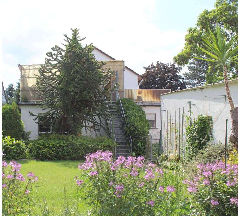 Haus zum Kaufen in Darmstadt 990.000 € 287 m²