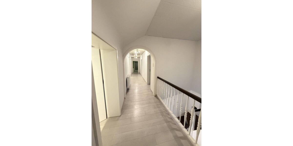 Einfamilienhaus Pfungstadt Eschollbrücken - 8 Zimmer, 300 m&sup2;, 829.000&euro; | Angebot:26128041