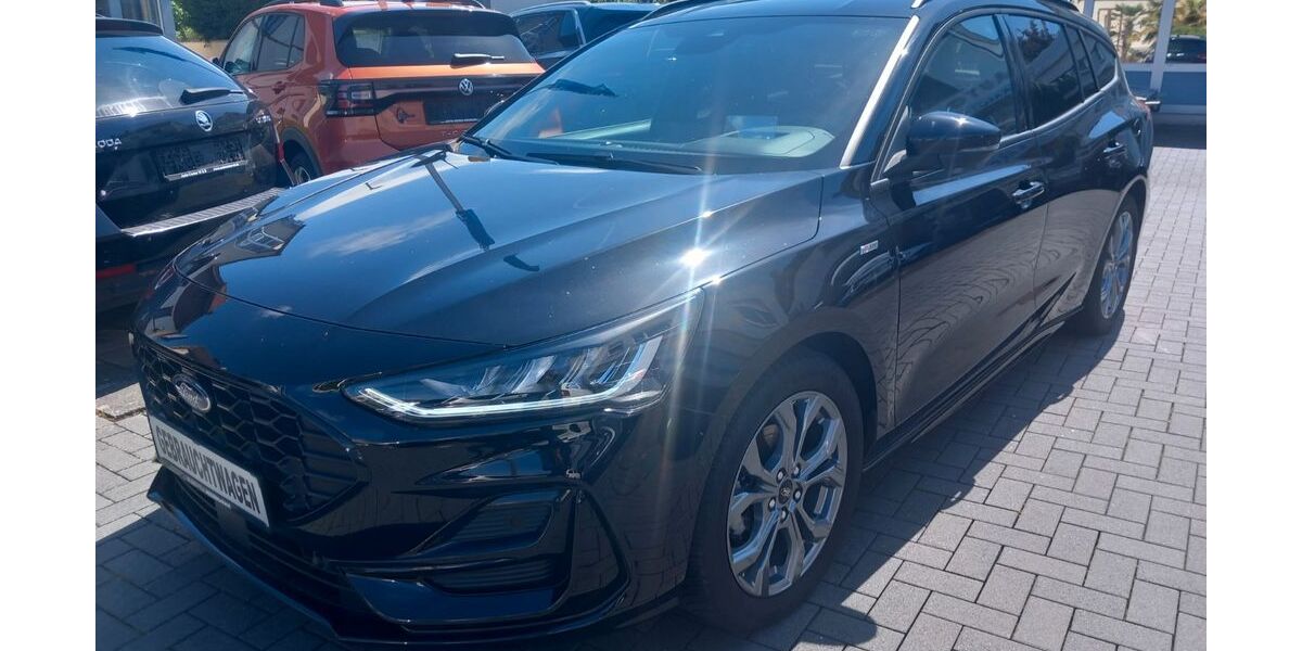 Ford Focus 25.300 km 18.760 &euro; Dreieich 63303
