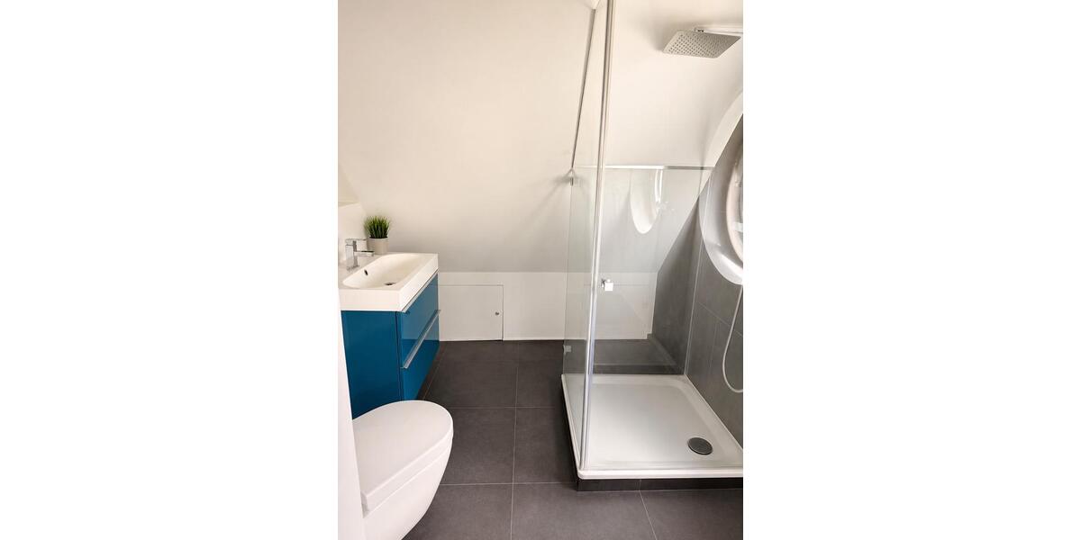 Einfamilienhaus Riedstadt - 3 Zimmer, 136 m&sup2;, 2.050&euro; | Angebot:25893527