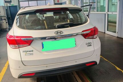 Hyundai i40 199.999 km 7.600 &euro; Bensheim 64625