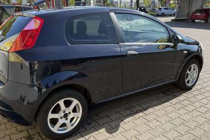 Fiat Punto 209.000 km 1.300 &euro; Frankfurt am Main 60385