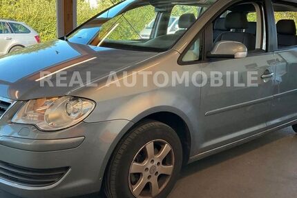 VW Touran 225.000 km 3.799 &euro; Frankfurt am Main 65933