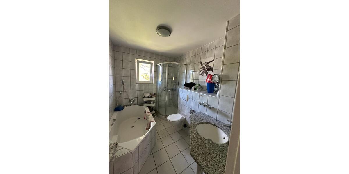 Etagenwohnung Darmstadt Bessungen - 3 Zimmer, 80 m&sup2;, 1.470&euro; | Angebot:26316290