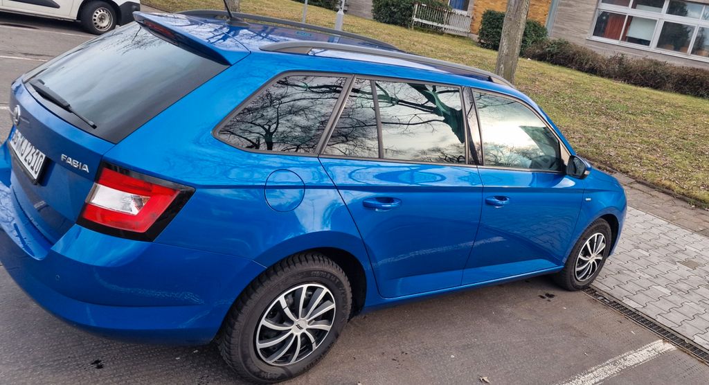 Skoda Fabia 174.200 km 7.850 &euro; Rüsselsheim am main 65428