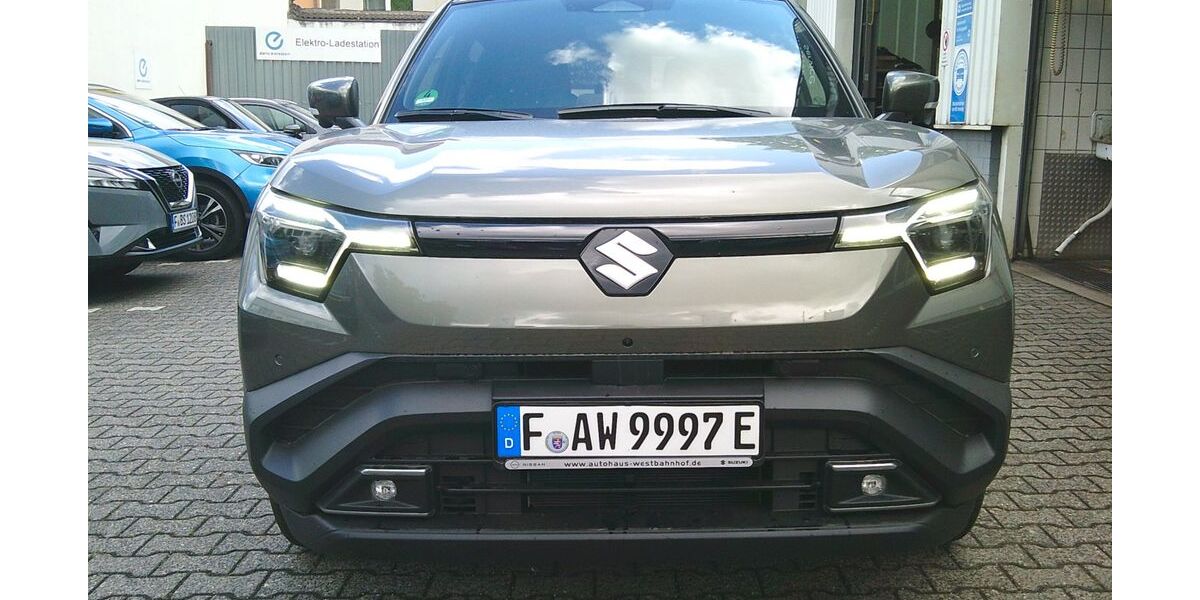 Suzuki e Vitara 1.500 km 38.990 &euro; Frankfurt 60486