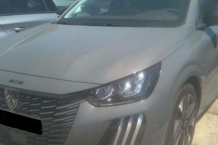 Peugeot 208 20.168 km 14.580 &euro; Rüsselsheim 65428