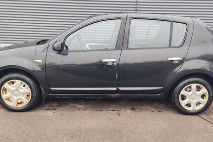 Dacia Sandero 315.900 km 1.800 &euro; Gross-Zimmern 64846