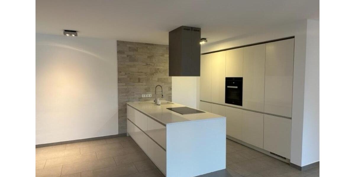 Neuwertige 3-Zimmer-Wohnung mit Balkon & Einbauküche in Darmstadt 3 zimmer