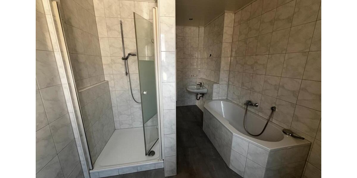 Einfamilienhaus Darmstadt Darmstadt-West - 10 Zimmer, 195 m&sup2;, 2.425&euro; | Angebot:26267907