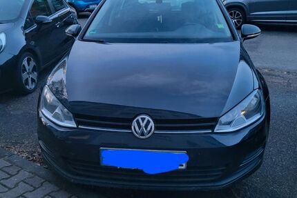 VW Golf 118.000 km 8.000 € Frankfurt 60437