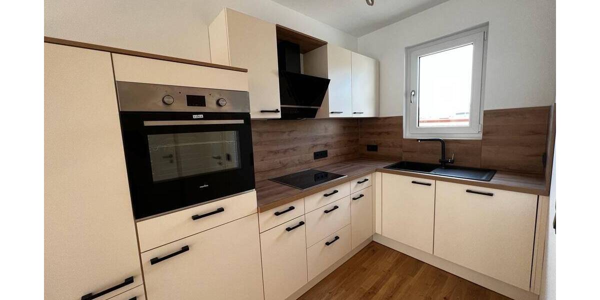 Doppelhaushälfte Mainz Weisenau - 6 Zimmer, 159 m&sup2;, 2.500&euro; | Angebot:23587981