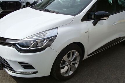Renault Clio 30.300 km 13.599 &euro; Lorsch 64653