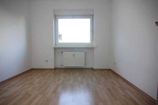 Etagenwohnung Dreieich Götzenhain - 3 Zimmer, 89 m&sup2;, 285.000&euro; | Angebot:26778450