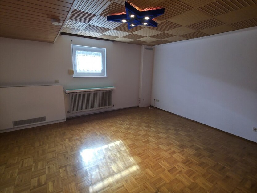 *Freistehendes Einfamilienhaus in familienfreundlicher Lage von Babenhausen-OT*