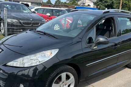 Peugeot 207 280.000 km 2.398 € Rüsselsheim 65428