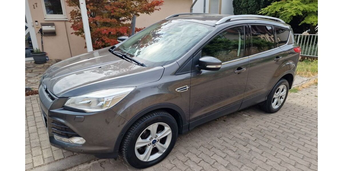 Ford Kuga 121.000 km 12.499 &euro; Alsheim 67577