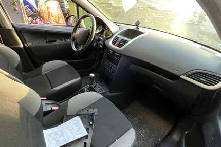 Peugeot 207 189.000 km 350 &euro; Darmstadt 64293
