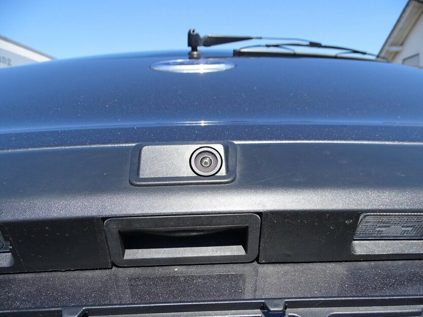 Ford Transit Custom 2,0l TDCi 320 L2 Trend Klimaauto., 119.086 km 24.890 € Rodgau 63110