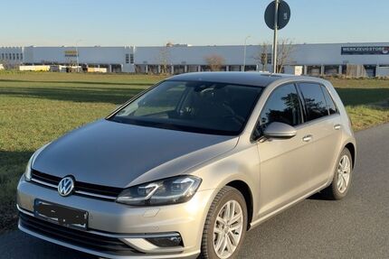 VW Golf 160.000 km 14.500 &euro; Flörsheim am Main 65439