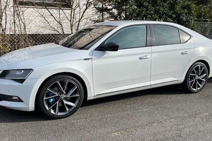 Skoda Superb 185.000 km 15.990 &euro; Alsbach-Hähnlein 64665