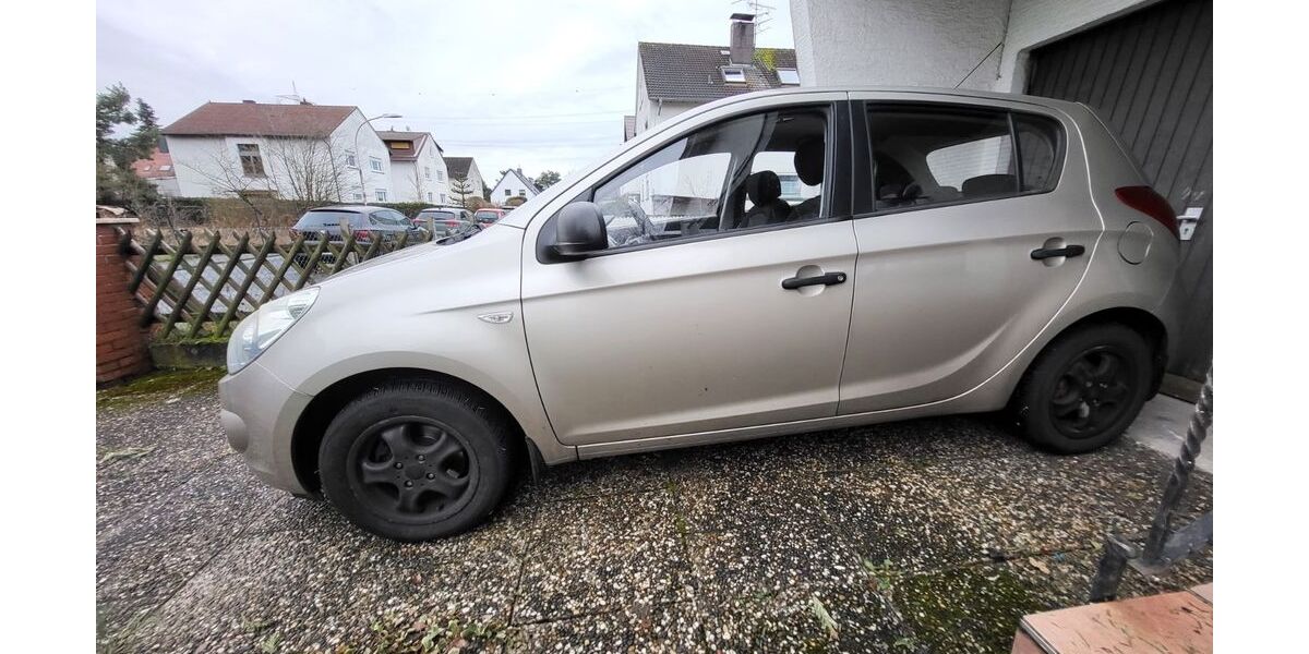 Hyundai i20 132.000 km 2.500 &euro; Rödermark 63322
