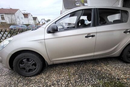 Hyundai i20 132.000 km 2.800 &euro; Rödermark 63322