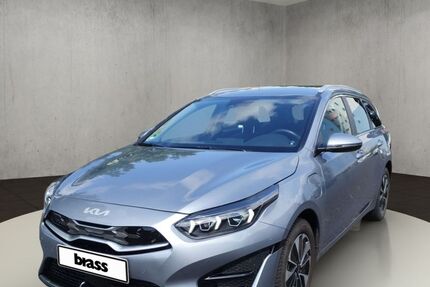 Kia ceed / Ceed 9.990 km 28.500 &euro; Frankfurt 60488