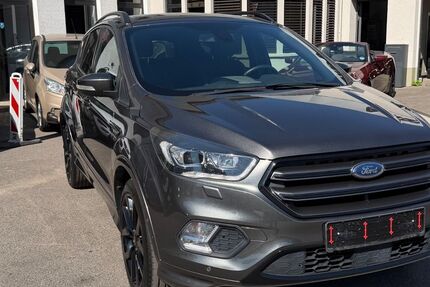 Ford Kuga 115.000 km 10.999 &euro; Neu-Isenburg 63263