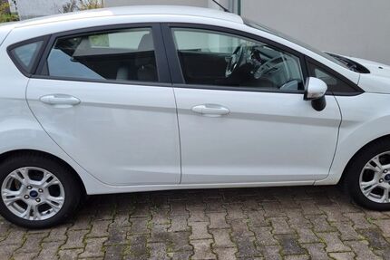 Ford Fiesta 167.000 km 3.900 € Groß-Rohrheim 68649