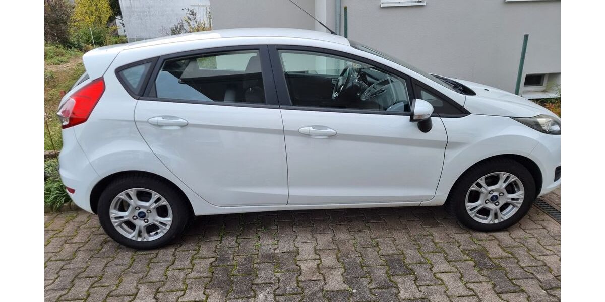 Ford Fiesta 167.000 km 3.900 &euro; Groß-Rohrheim 68649