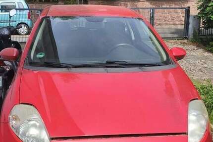 Fiat Grande Punto 155.437 km 600 &euro; Dreieich 63303