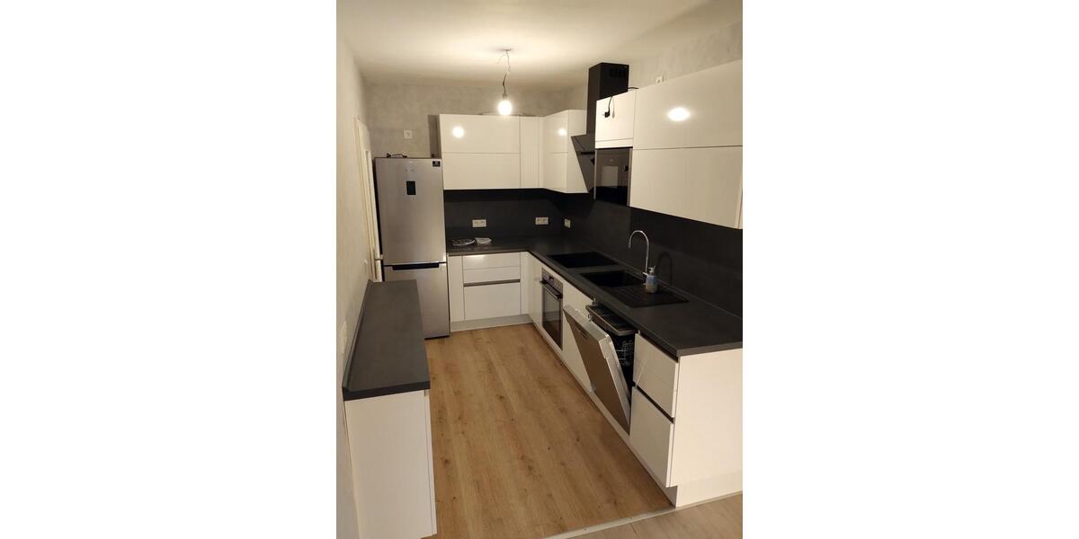 3-Zimmer-Wohnung Obertshausen ca. 80m² mit Balkon, EBK,Stellplatz 3 zimmer