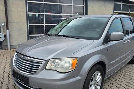Chrysler Grand Voyager 145.879 km 11.899 &euro; Bensheim 64625