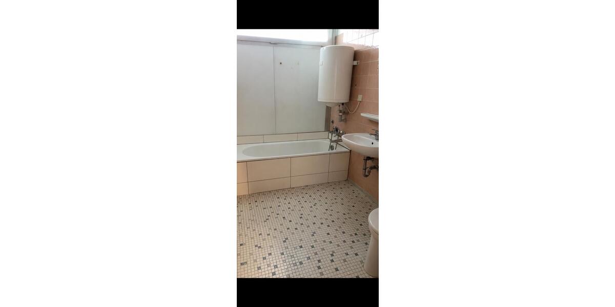 Etagenwohnung Offenbach am Main - 2 Zimmer, 72 m&sup2;, 220.000&euro; | Angebot:27068462