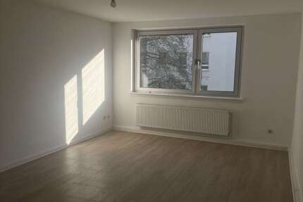 Wohnung Frankfurt am Main Nordend Ost - 1 Zimmer, 38 m&sup2;, 700&euro; | Angebot:23459020